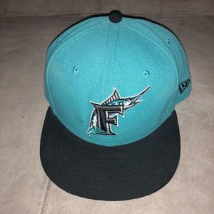 Florida Marlins Fitted Baseball Cap
